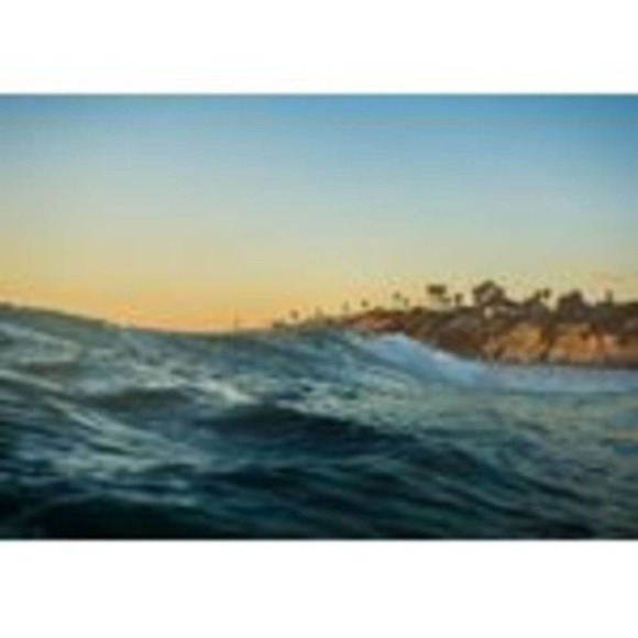 DO NOT BUY: Gorgeous Concrete Chair - Picture 8 of 8